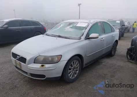 2005 Volvo S40 2.4I z USA, uszkodzony, nr VIN YV1MS390852093369
